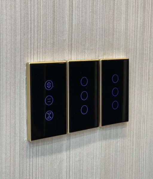 Ổ cắm và Công Tắc Thông Minh
