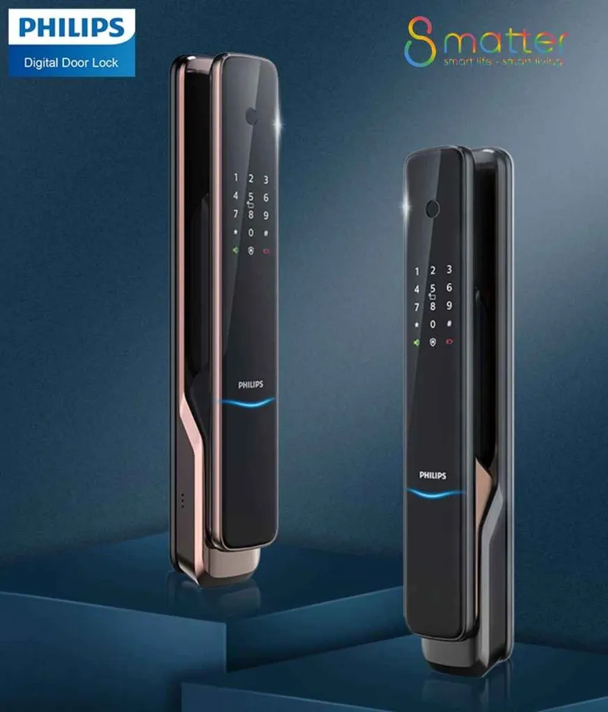Hai khóa Philips màu nâu đồng chụp sản phẩm trên nền xanh
