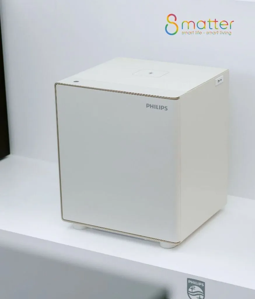 Ảnh sản phẩm két Philips màu trắng dáng vuông chụp cận cảnh