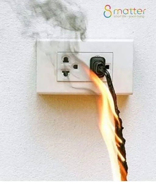 Ổ cắm rẻ tiền